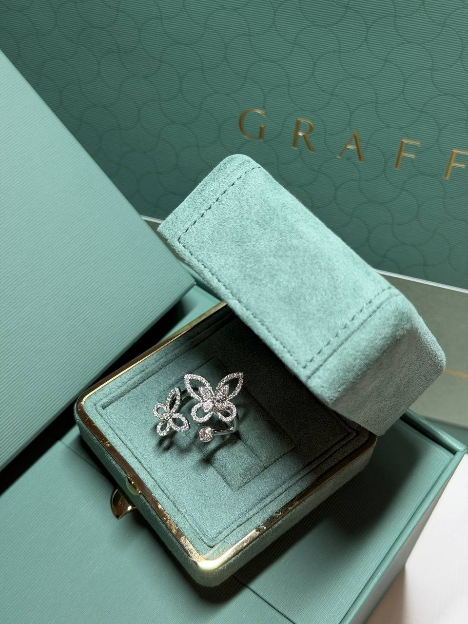 GRAFF MULTI BUTTERFLY SILHOUETTE DIAMOND RING — фото 3